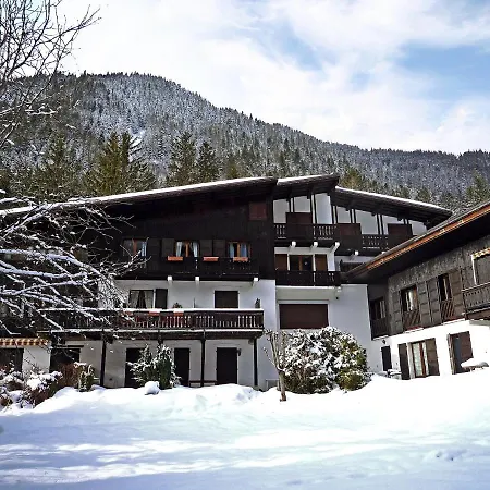 Apartment Les Charmoz-2 By Interhome Chamonix